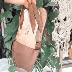Pons leather sandals